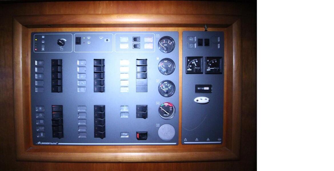 2007 Linssen Grand Sturdy 470 AC MkII Stabilizers large 